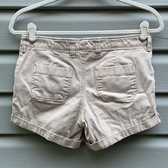 Hollister Beige Chino Cuffed Midi Shorts - Picture 5 of 8